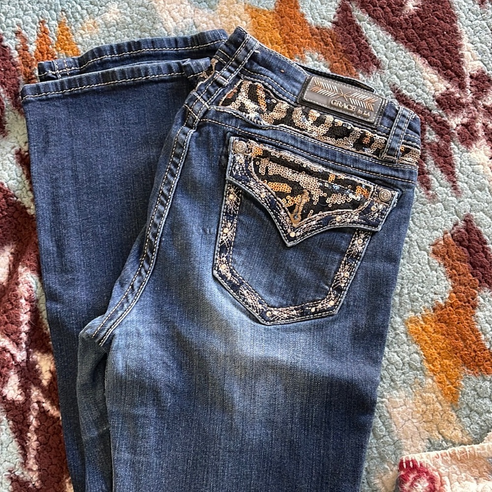 29 Grace in LA Bootcut Jeans (Needs Sewing Repair)